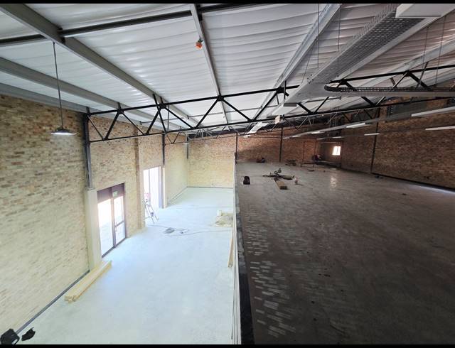571M² WAREHOUSE TO LET IN RIVERSANDS